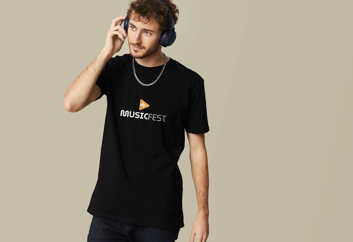 12 Very Best Black T-Shirts for Men