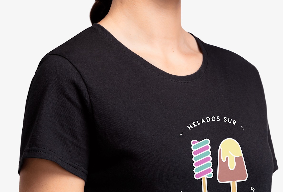 Camiseta de mujer ceñida y de tacto suave de Russell® 3