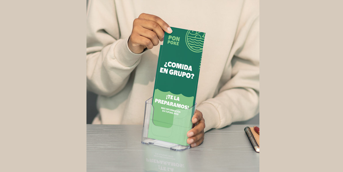 Folletos Y Postales Comerciales Expositor De Madera Para Folletos Y
