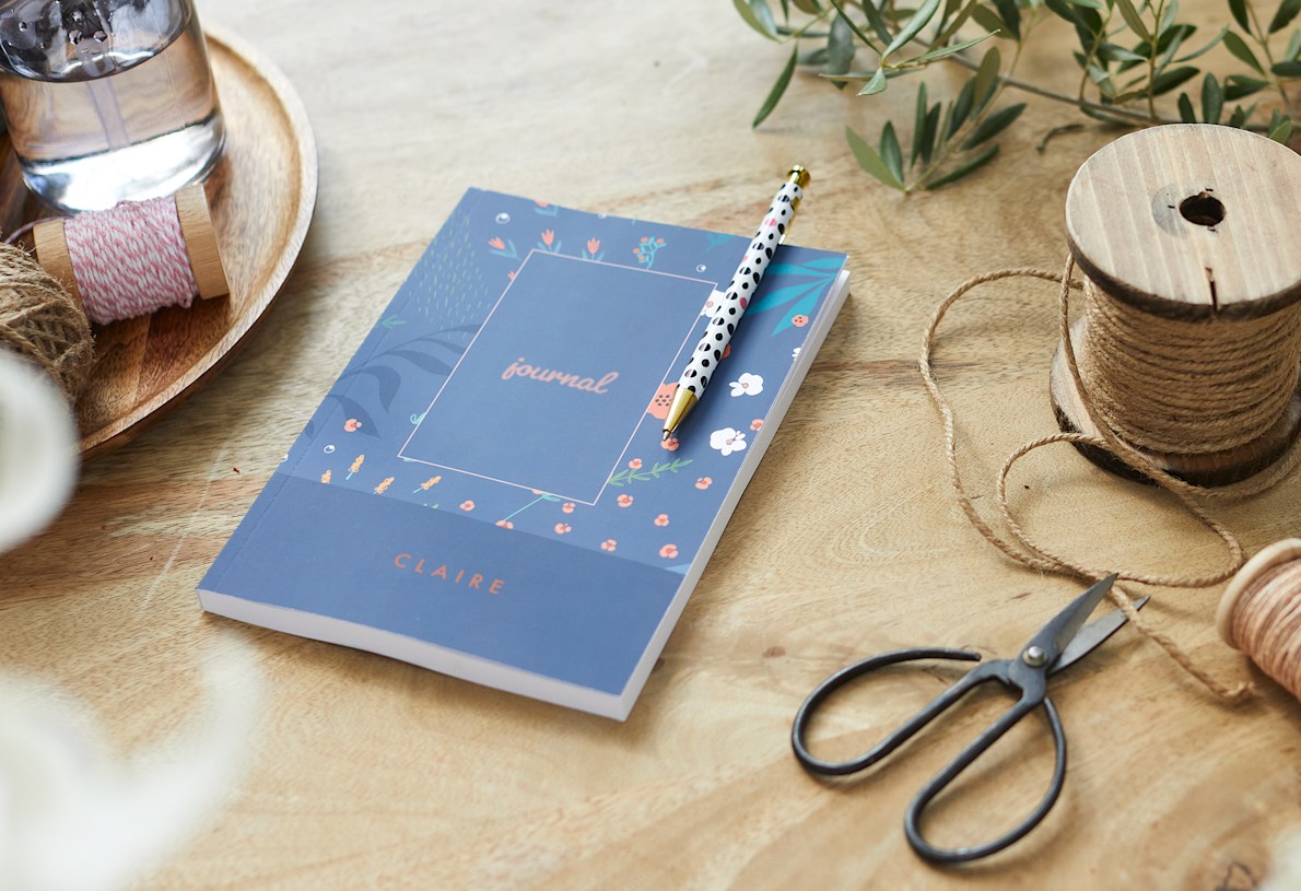 Carnet Personnalisable Gravé - Journal Rechargeable A5 En Cuir Avec Logo Gratuit, Idéal Cadeau Anniversaire, Voyage, Entreprise - Planificateur Personnalisé Nom/date - 9