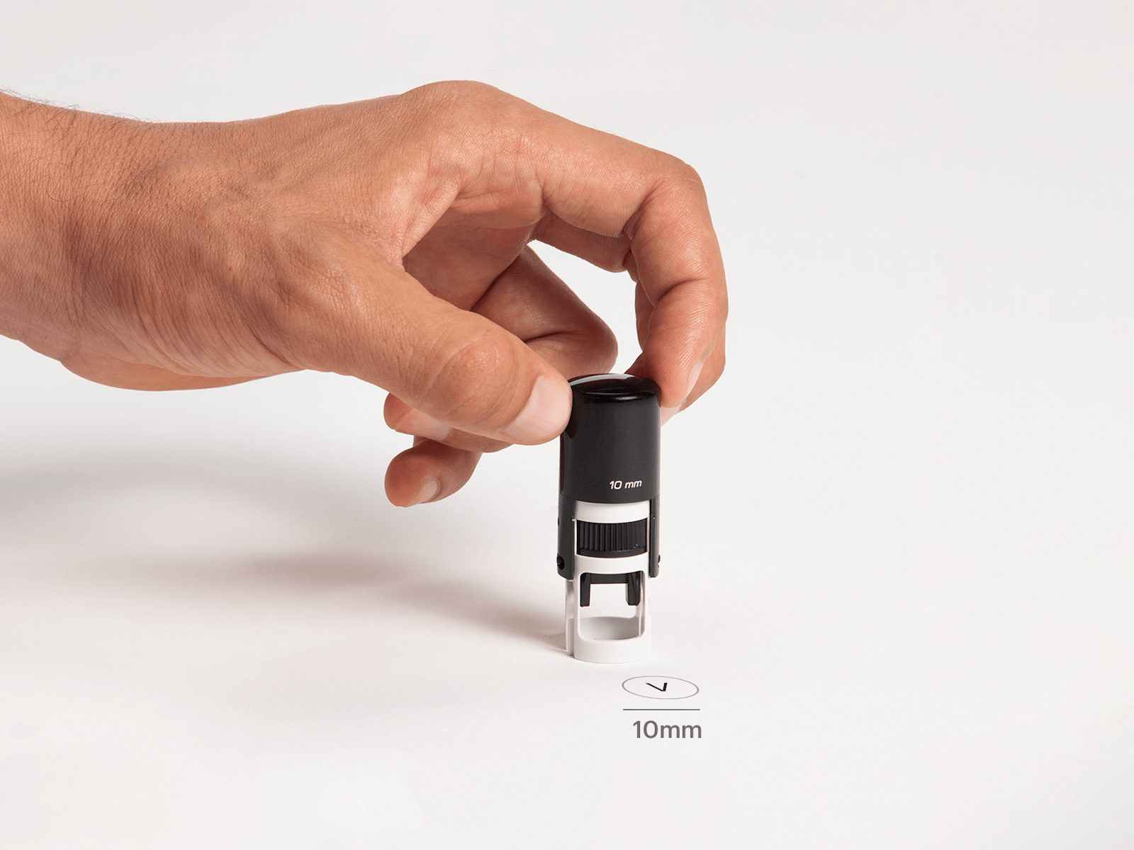 Tampons Personnalisés  Tampon Auto-Encreur Petit Modèle. 10mm, 40 Images  et 19 Couleurs d'Encre