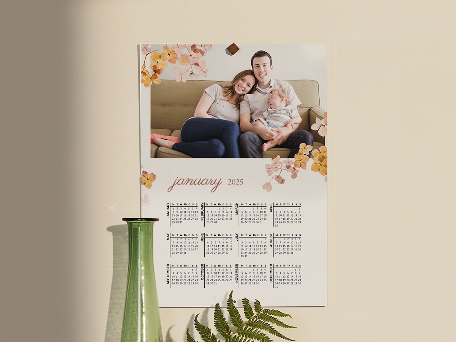 Personalised Poster Calendars 2025 with photos | VistaPrint AU