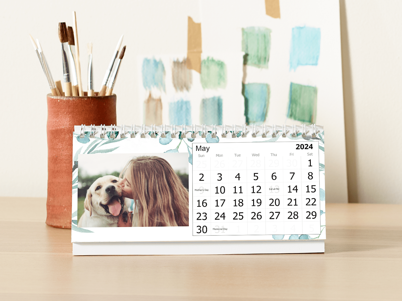 Custom desk calendar