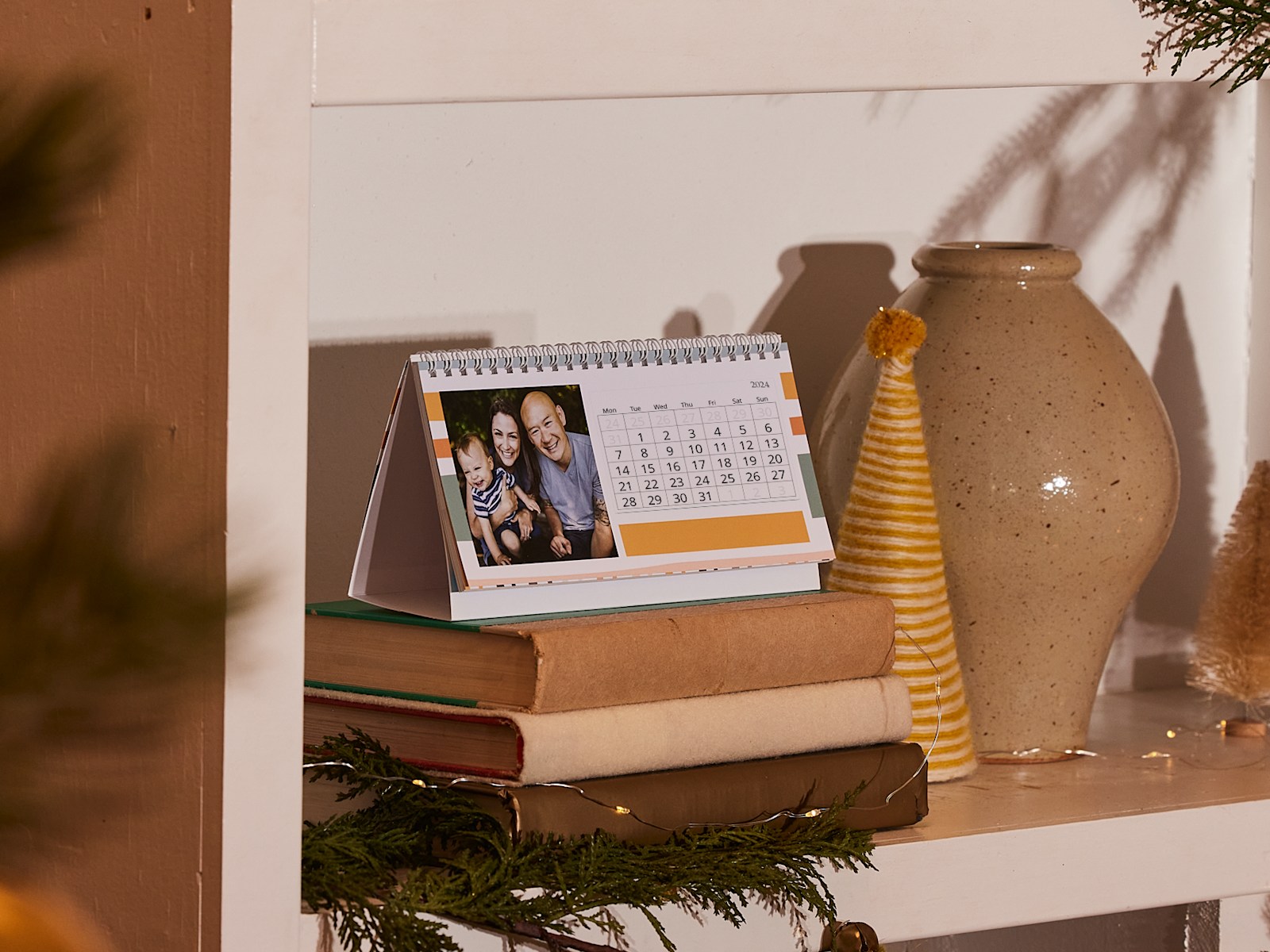 Desk Calendars 2024 Personalised desk calendars Vistaprint AU