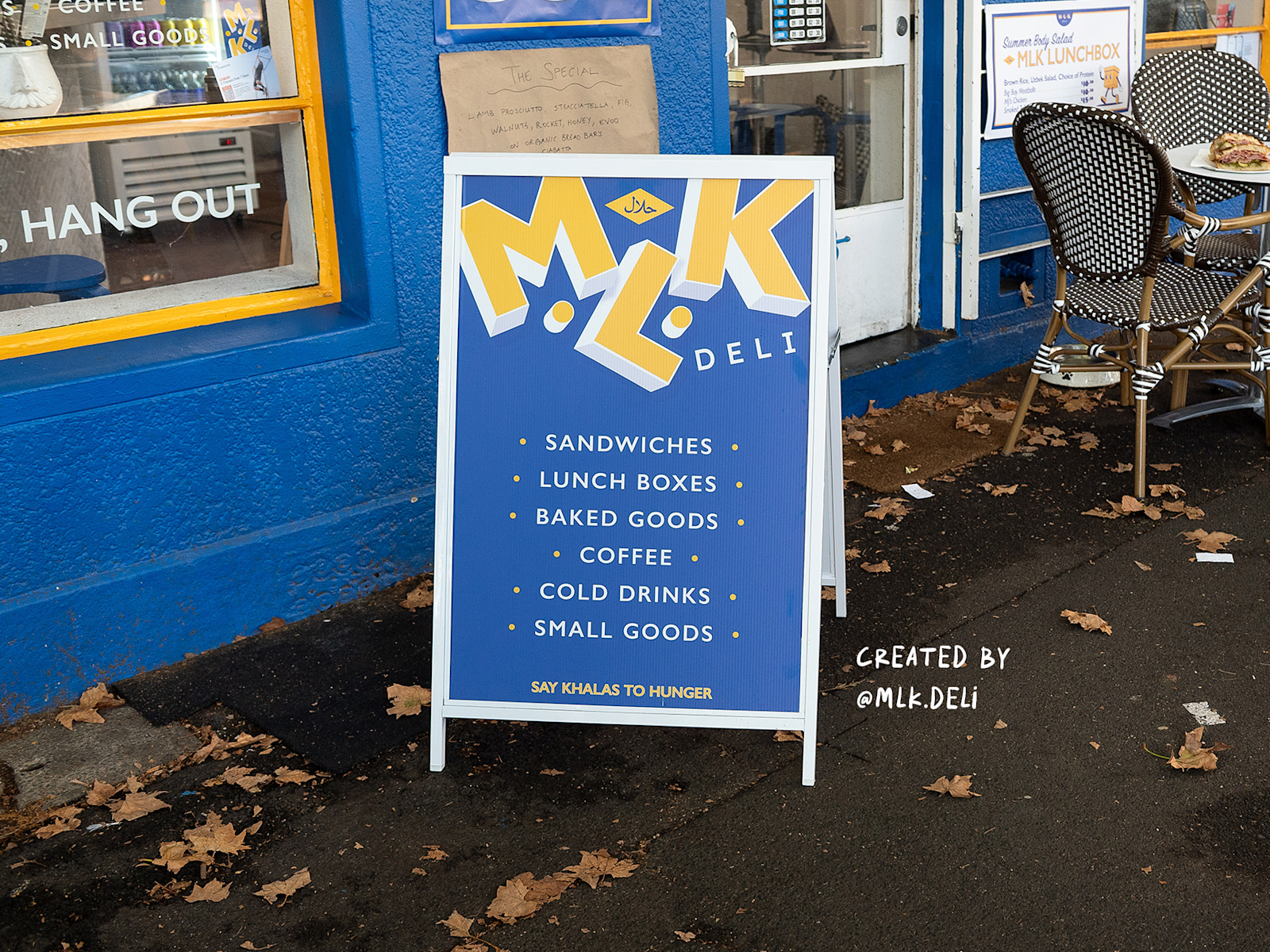 Sandwich Boards, Custom Sandwich Board Signs | VistaPrint NZ