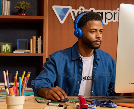 Converse com um especialista em serviços de impressão personalizada