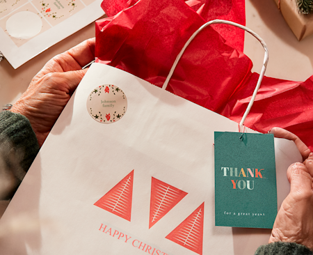 Christmas gift bags for employees hot sale
