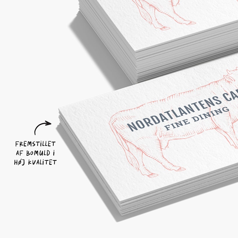 Visitkort til en fin restaurant med en bemærkning om, at de er lavet af bomuld af høj kvalitet.