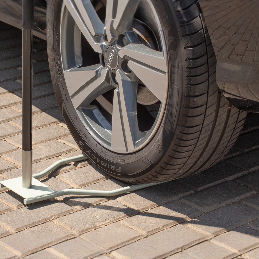 drive over flag base