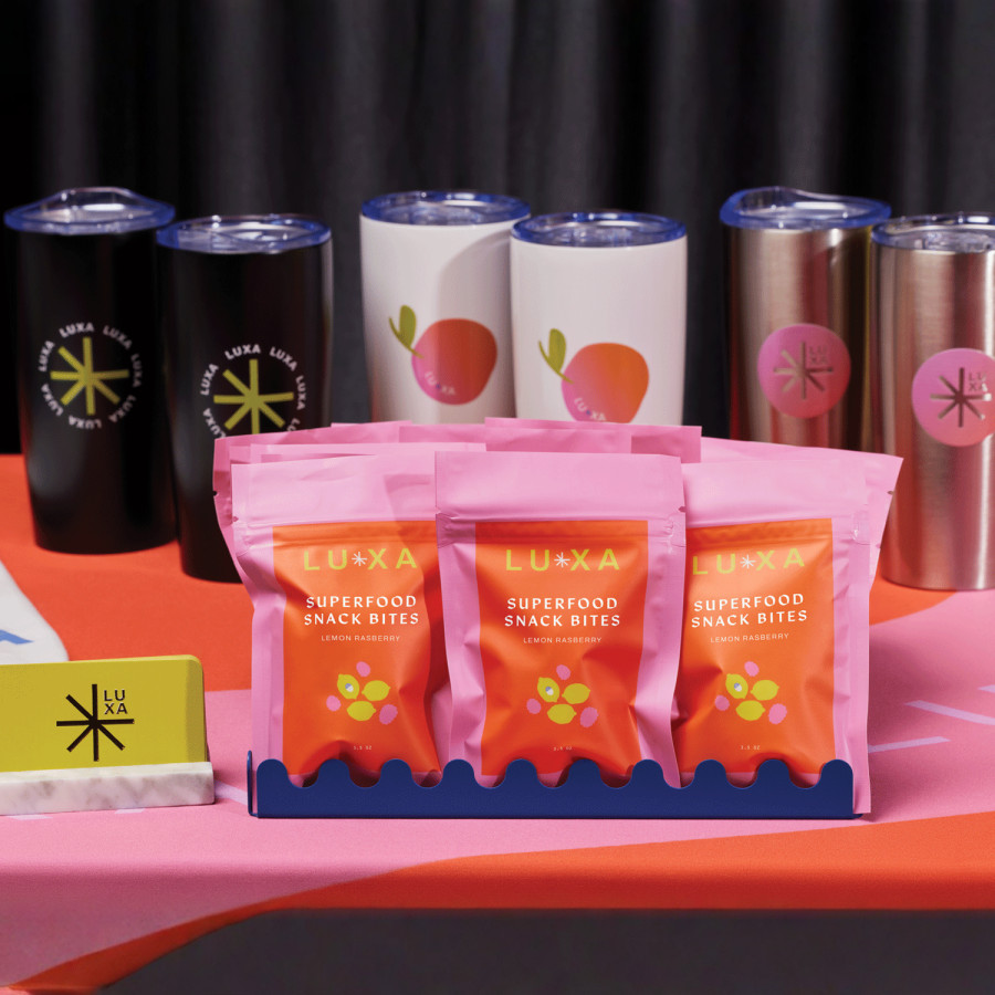 Flat pouches for healthy, lemon raspberry snack bites.