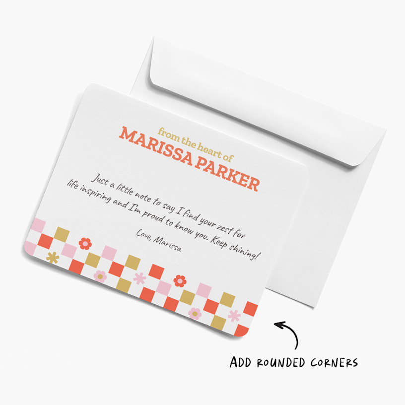 A personalized note card featuring a checkered design, with a note that the customers can add rounded corners to their card. 