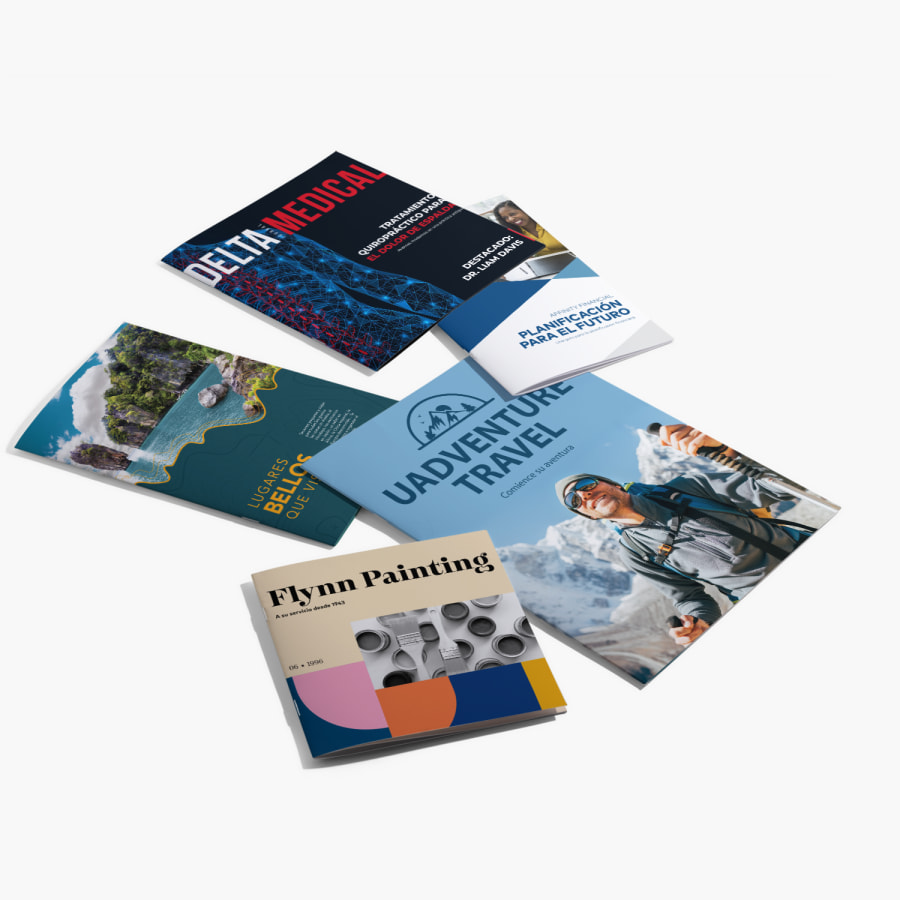 Cuadernillos de diferentes tamaños encuadernados con grapas, promocionando una empresa de pinturas, una empresa de jubilación, un diario médico y dos agencias de viajes. 