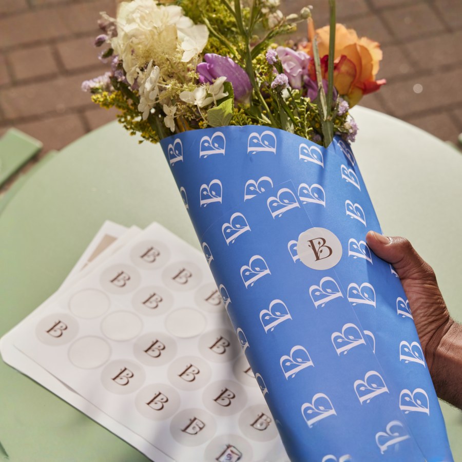 Esimerkki 8 valitusta tuotteesta