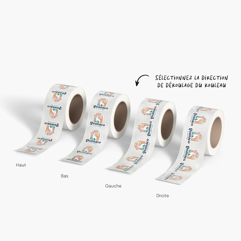 Quatre rouleaux d’étiquettes, chacun orienté différemment, accompagnés d’une note indiquant que les clients peuvent choisir le sens de déroulement de leurs rouleaux d’étiquettes.