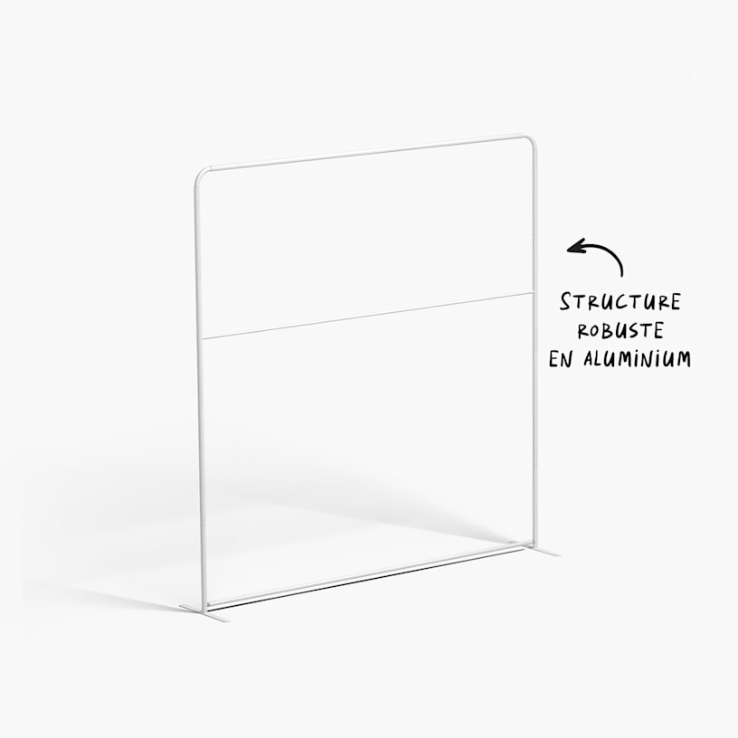 Structure en tissu tendu