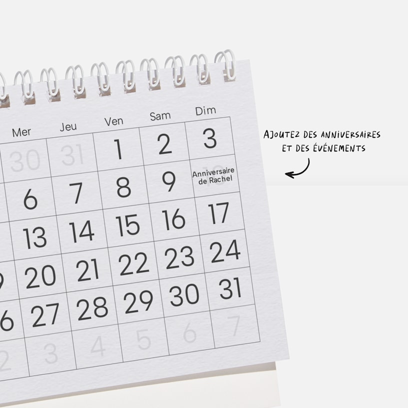 Une grille de calendrier, avec une note indiquant la possibilité d’ajouter les anniversaires et évènements spéciaux à votre calendrier de bureau personnalisé. 