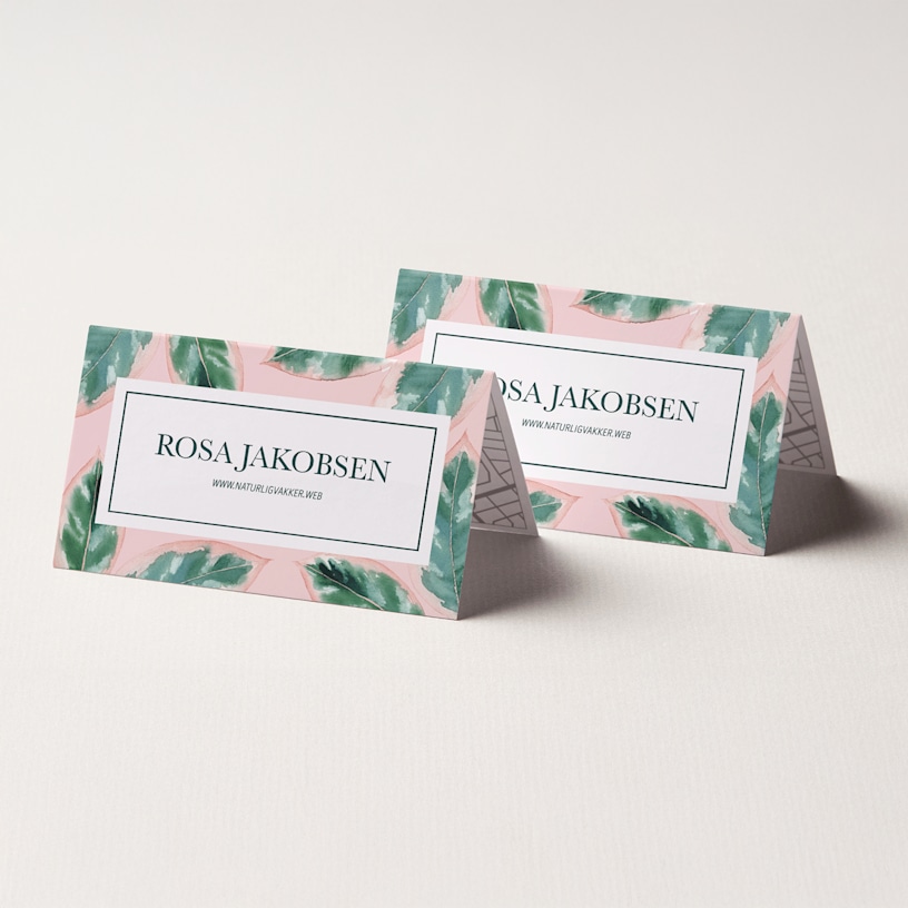 Et brettet visittkort for en person kalt Rosa Lopez.