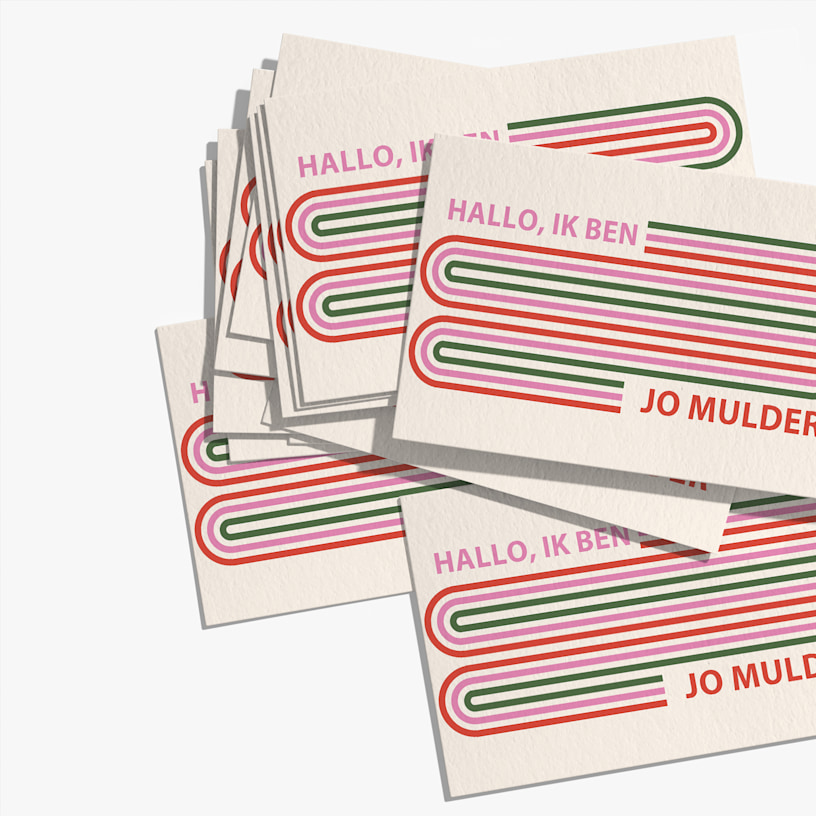 Katoenen visitekaartjes voor iemand die Jo Miller heet.