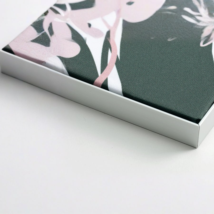 A close-up of where the fabric meets the frame, emphasising how seamlessly the fabric fits in.