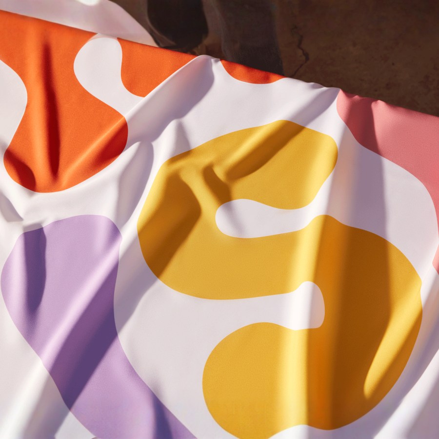 custom tablecloths