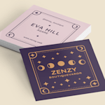 Framsida och baksida av fyrkantiga visitkort, designade för en butikschef.