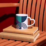 Mug cœur avec ses dimensions : 8 cm x 9,5 cm.  