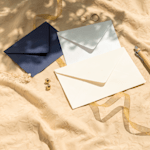 What’s the difference between regular and coloured envelopes? [A6] Coloured envelopes tend to be more eye-catching than regular envelopes, ideal for when you have an extra special message to send out.