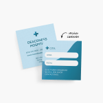 Una tarjeta recordatorio de citas cuadrada para un hospital, con una nota haciendo destacar la opción de la forma cuadrada.