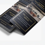 Un conjunto de tarjetas informativas con relieves metalizados dorados promocionando una consulta gratis de una empresa de bienes raíces.