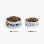 Dos platos para mascotas personalizados con notas que indican que uno es grande (36 oz) y el otro pequeño (18 oz).