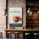 En tekstilramme på en kafé som reklamerer for det siste tilskuddet til menyen deres.