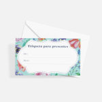 Uma etiqueta para presente impressa com design floral.
